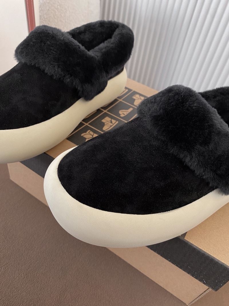 UGG Casual Shoes